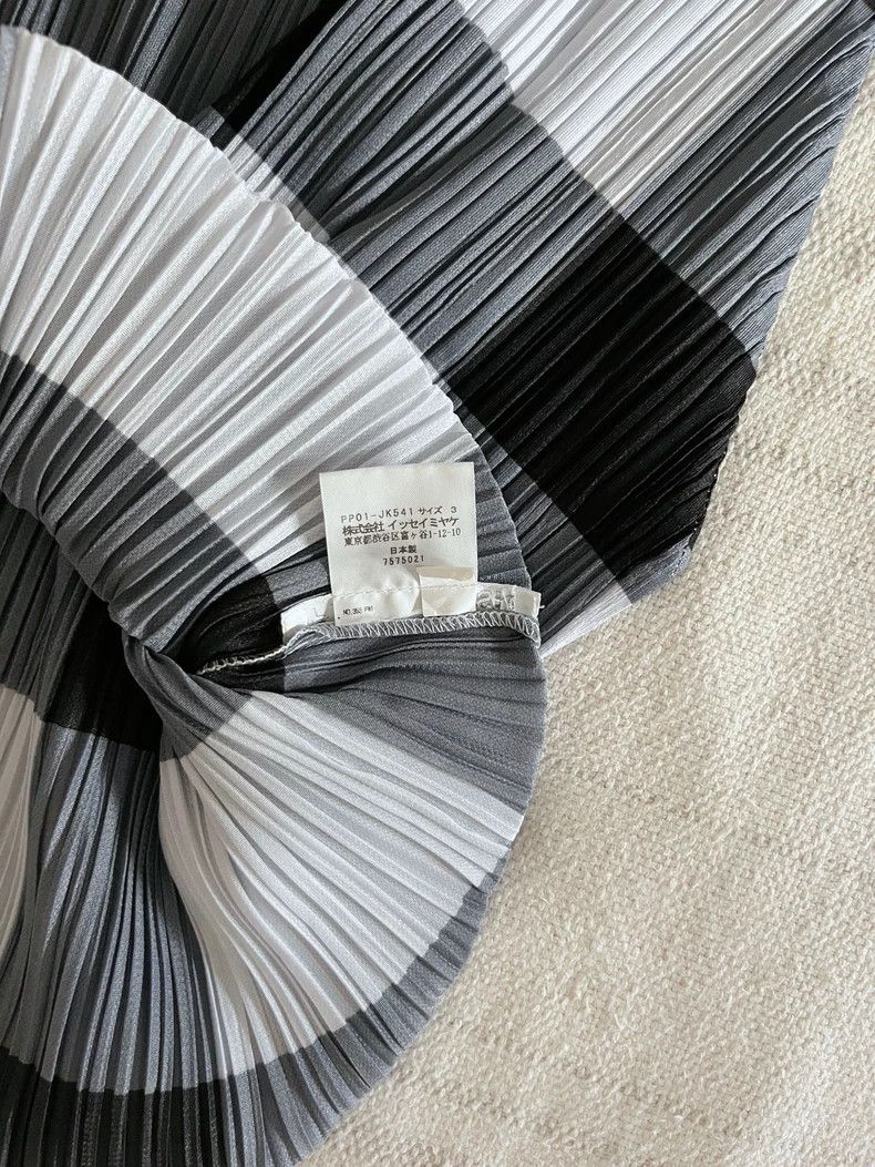 Issey Miyake Issey Miyake PP Plaid Pleated Top - dmc Size US M / EU 48-50 / 2 - 3 Thumbnail