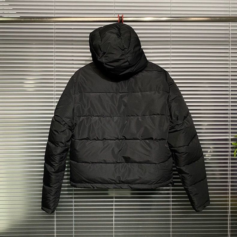 Balenciaga Balenciaga Embroidered Logo Puffer Jacket - dmc Size US M / EU 48-50 / 2 - 2 Thumbnail
