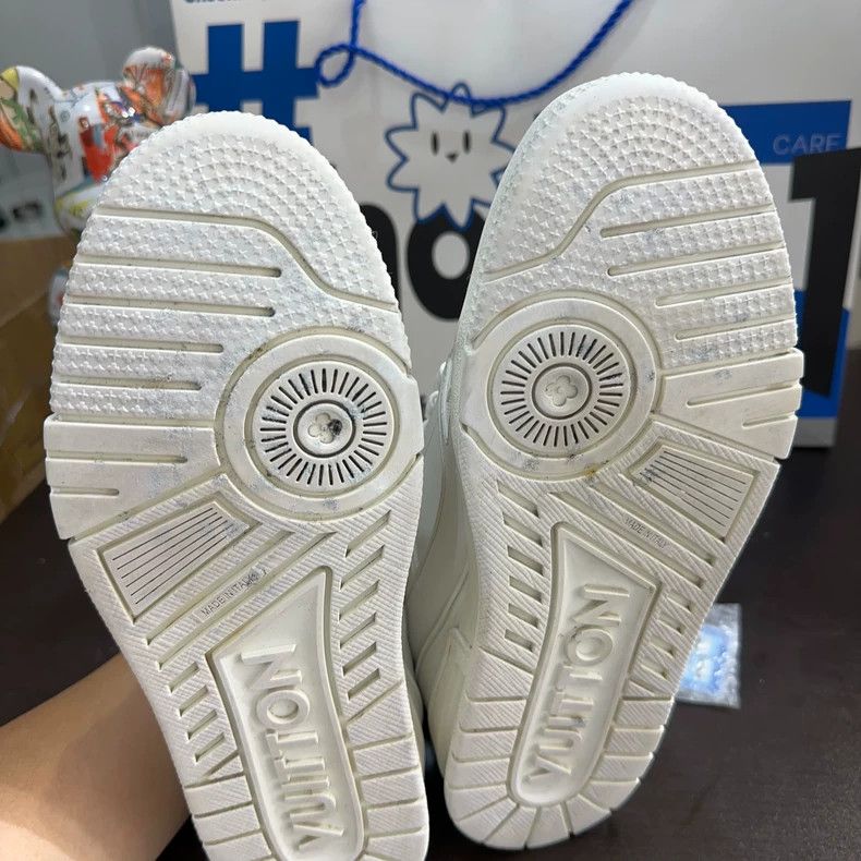 Louis Vuitton Louis Vuitton Trainer White Sneakers - dmc Size US 7 / EU 40 - 9 Thumbnail