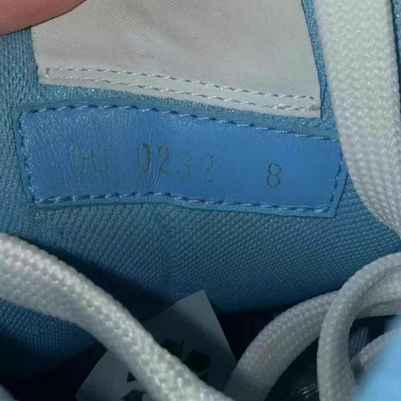 Louis Vuitton LV Trainer White Blue Sneakers - dmc Size US 9 / EU 42 - 7 Thumbnail