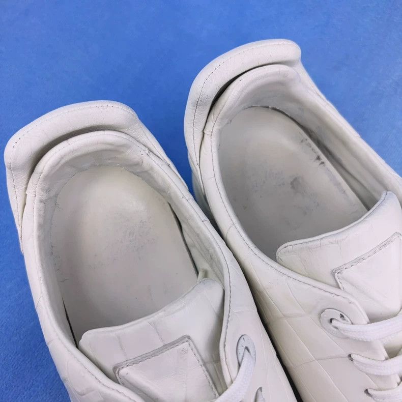 Louis Vuitton Louis Vuitton White Crocodile Pattern Low-Top Sneakers - dmc Size US 7 / EU 40 - 8 Thumbnail