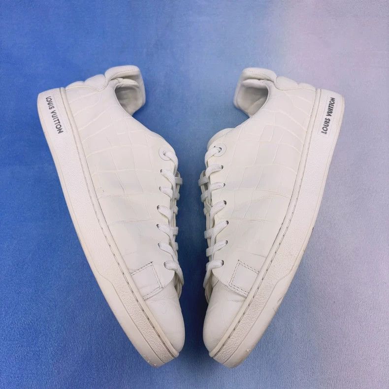Louis Vuitton Louis Vuitton White Crocodile Pattern Low-Top Sneakers - dmc Size US 7 / EU 40 - 3 Thumbnail