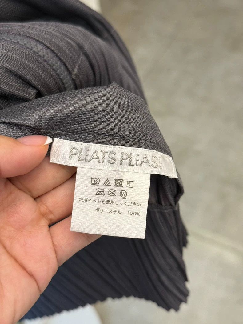 Issey Miyake Issey Miyake PP Gray Pleated Cardigan - dmc Size US M / EU 48-50 / 2 - 4 Thumbnail