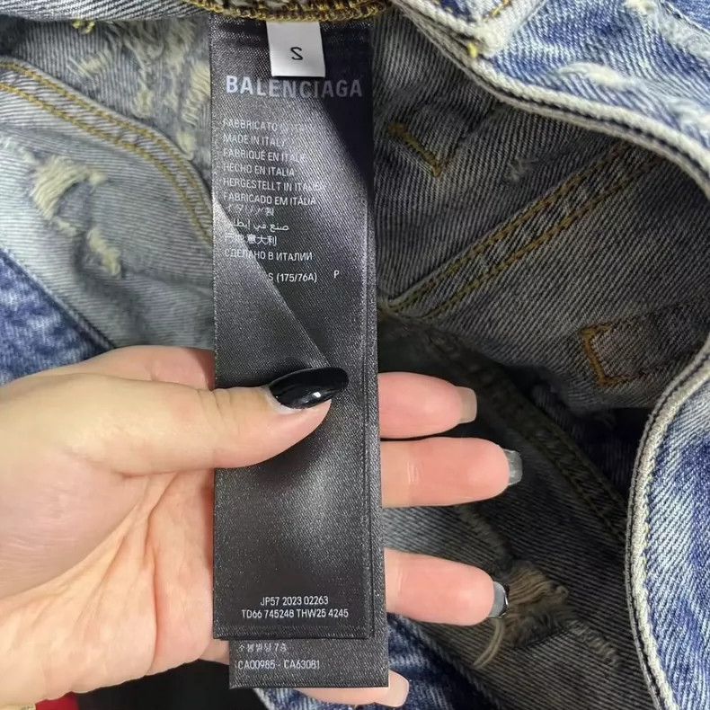 Balenciaga Balenciaga Blue Distressed Denim Jeans - dmc Size US 30 / EU 46 - 5 Thumbnail