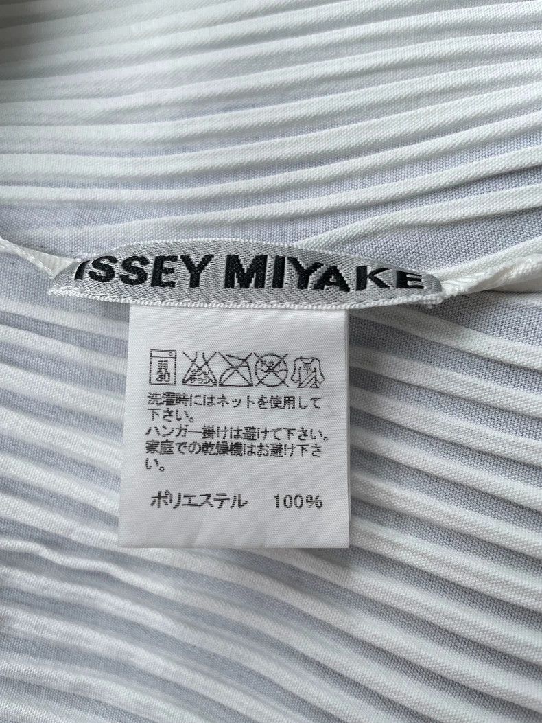 Issey Miyake Issey Miyake Pleated Short Sleeve Dress - dmc Size US 30 / EU 46 - 5 Thumbnail