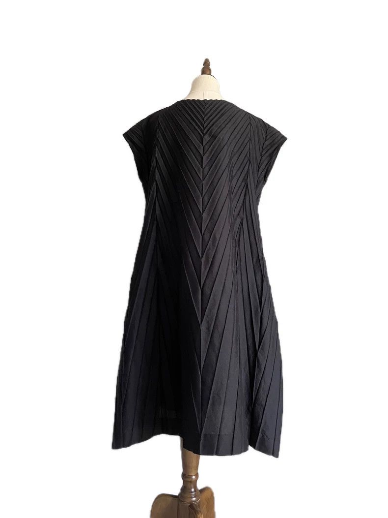 Issey Miyake Issey Miyake Main Line Dress - dmc Size US 30 / EU 46 - 4 Thumbnail