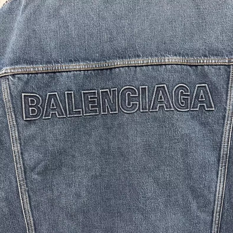 Balenciaga Balenciaga Distressed Embroidered Logo Denim Jacket - dmc Size US M / EU 48-50 / 2 - 4 Thumbnail