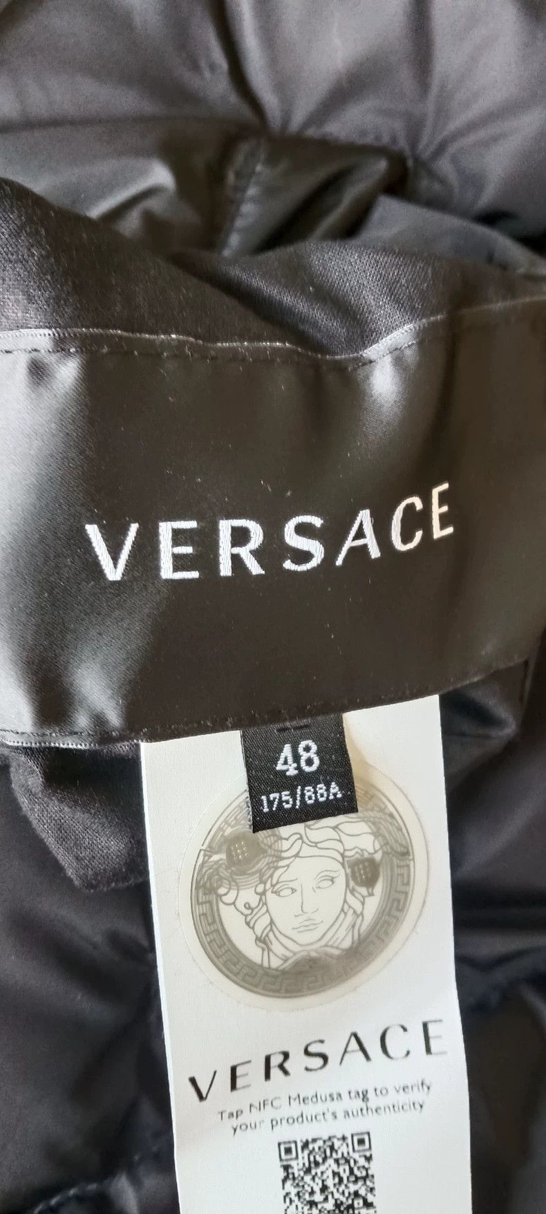 Versace Versace Black Puffer Jacket Unisex - dmc Size US M / EU 48-50 / 2 - 3 Thumbnail