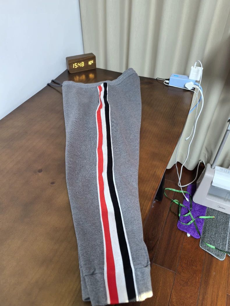 Thom Browne Thom Browne Men's Striped Sweatpants - dmc Size US 32 / EU 48 - 4 Thumbnail
