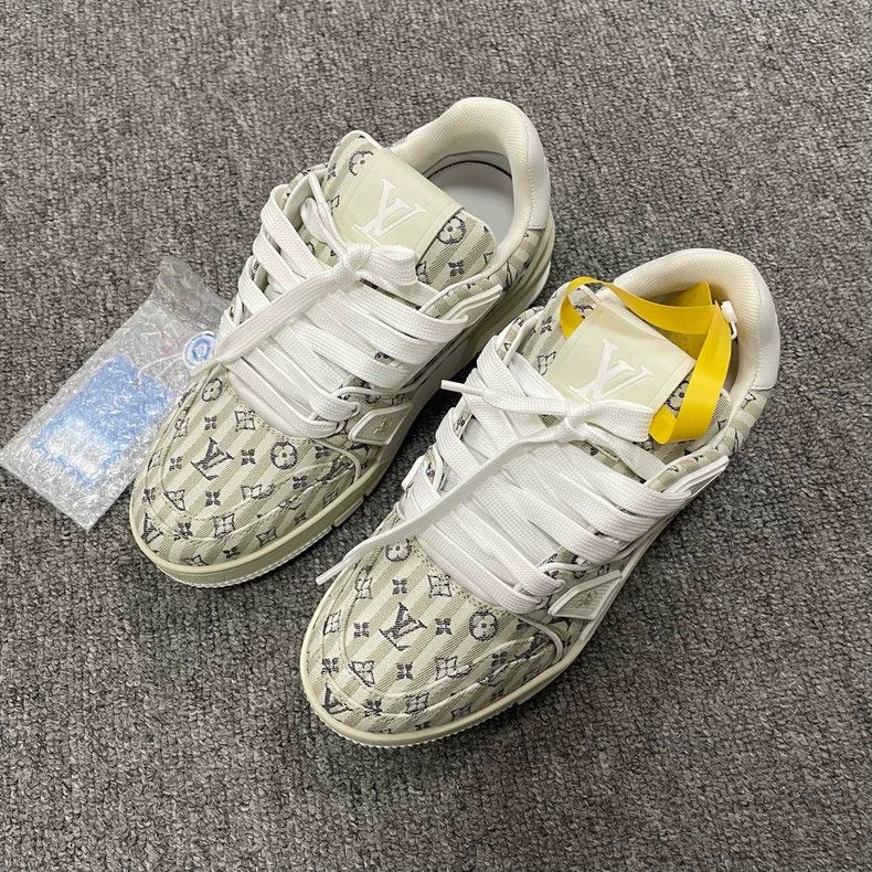 Louis Vuitton Louis Vuitton Trainer23 Low-Top Sneakers - dmc Size US 5 / EU 37 - 2 Thumbnail
