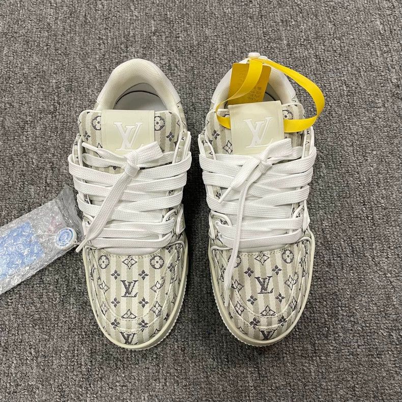 Louis Vuitton Louis Vuitton Trainer23 Low-Top Sneakers - dmc Size US 5 / EU 37 - 3 Thumbnail