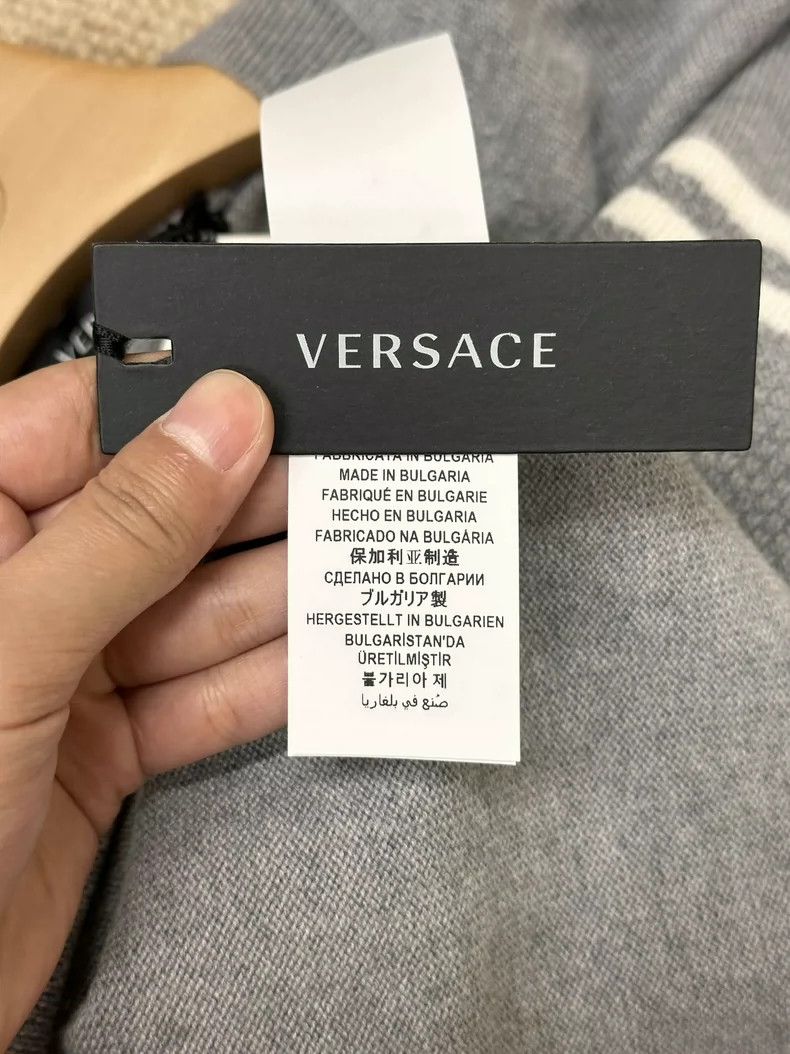 Versace VERSACE Gray Embroidered Wool Sweater - dmc Size US M / EU 48-50 / 2 - 6 Thumbnail