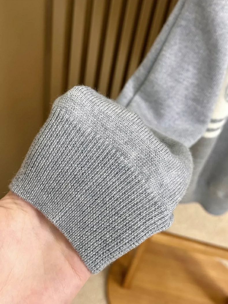 Versace VERSACE Gray Embroidered Wool Sweater - dmc Size US M / EU 48-50 / 2 - 4 Thumbnail