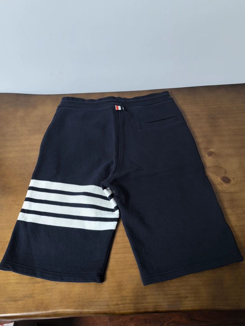 Thom Browne Thom Browne Classic Stripe Shorts - dmc Size US 30 / EU 46 - 5 Thumbnail