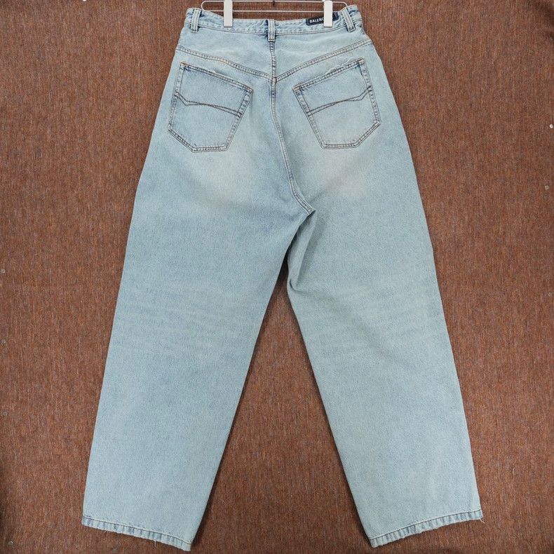 Balenciaga Balenciaga Pull Up Washed Wide-Leg Jeans - dmc Size US 30 / EU 46 - 2 Thumbnail