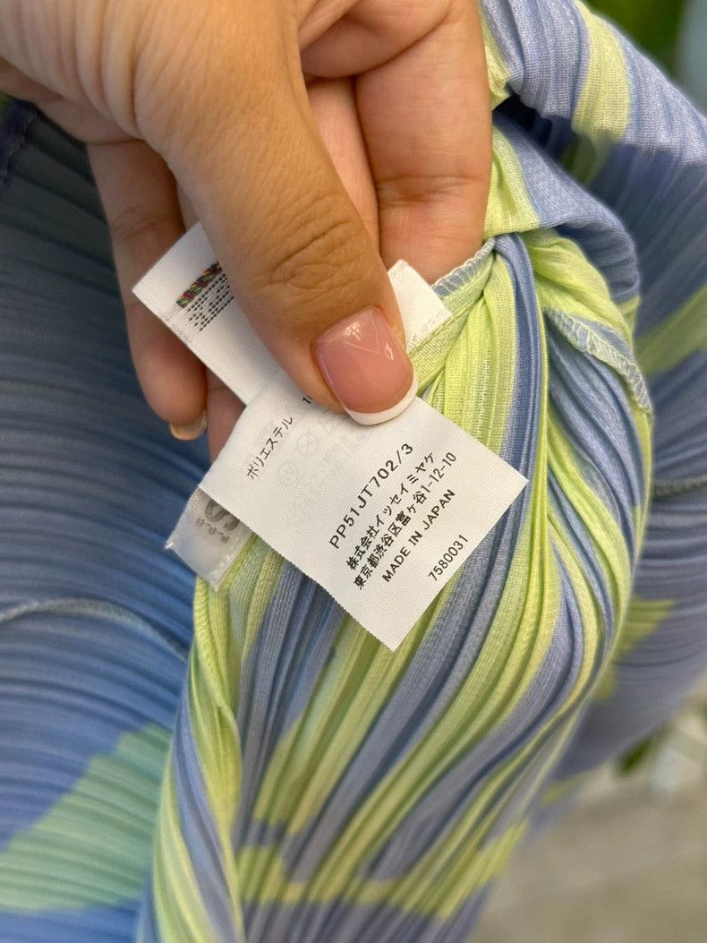 Issey Miyake Issey Miyake PP Series Pleated Vest - dmc Size US M / EU 48-50 / 2 - 5 Thumbnail