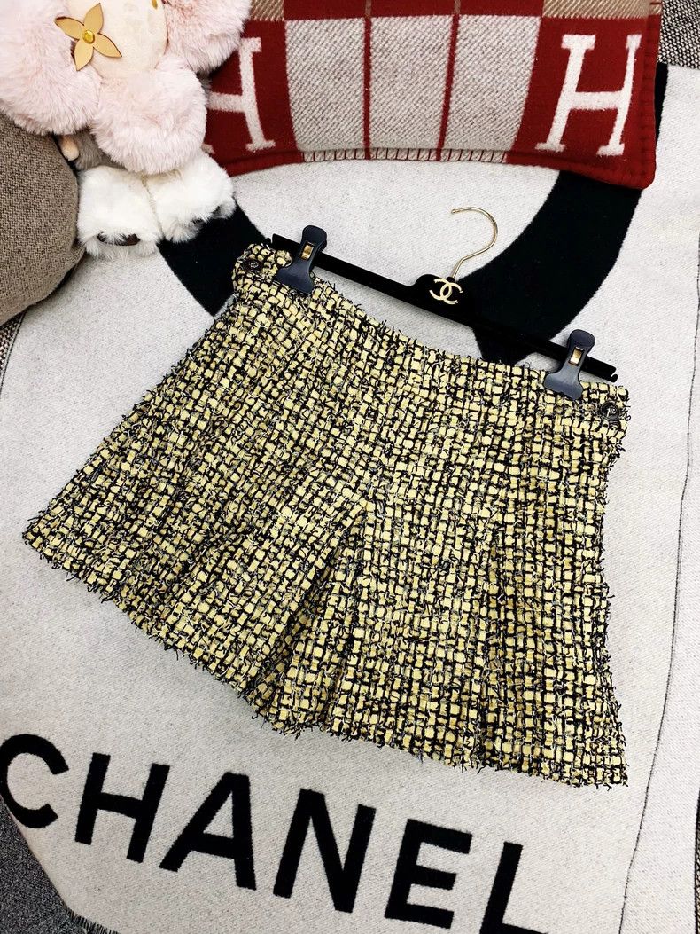 Chanel Chanel 22P Yellow Black Tweed Shorts- dmc Size US 32 / EU 48 - 5 Thumbnail