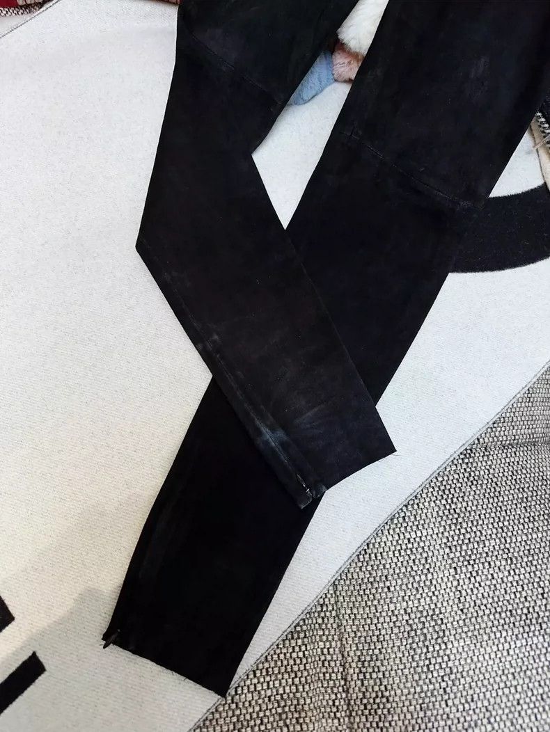 Chanel Chanel Black Suede Skinny Pants- dmc Size US 30 / EU 46 - 3 Thumbnail