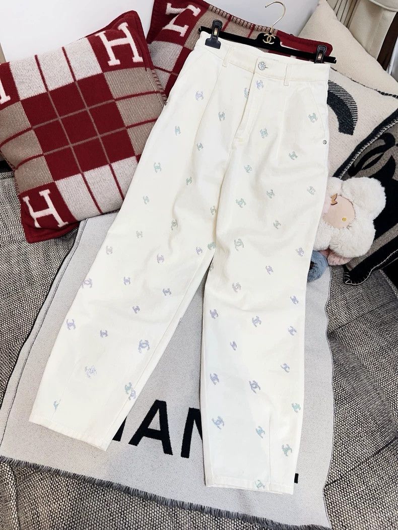 Chanel Chanel Coco Neige White Logo Denim Pants- dmc Size US 32 / EU 48 - 3 Thumbnail