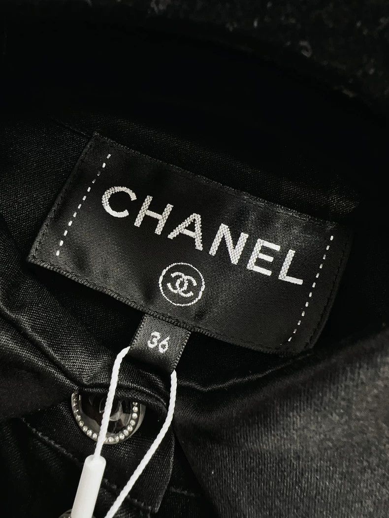 Chanel Chanel 23C Black Silk Satin Short-Sleeve Dress- dmc Size US 30 / EU 46 - 4 Thumbnail