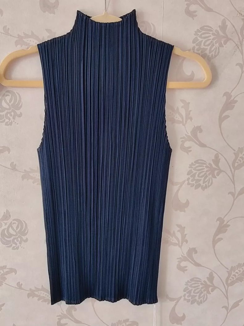 Issey Miyake Issey Miyake Pleated High Neck Sleeveless Top- dmc Size US M / EU 48-50 / 2 - 7 Thumbnail