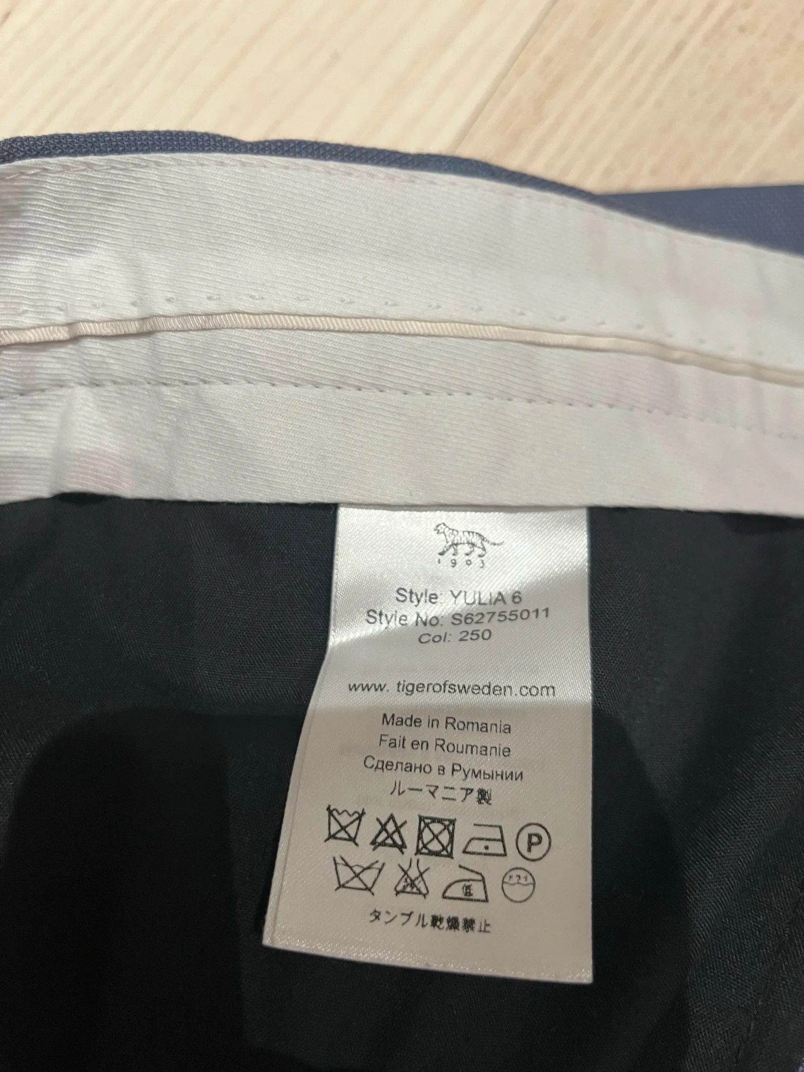 Tiger of Sweden Tiger of Sweden Yulia6 Pants Size 26" / US 2 / IT 38 - 4 Thumbnail