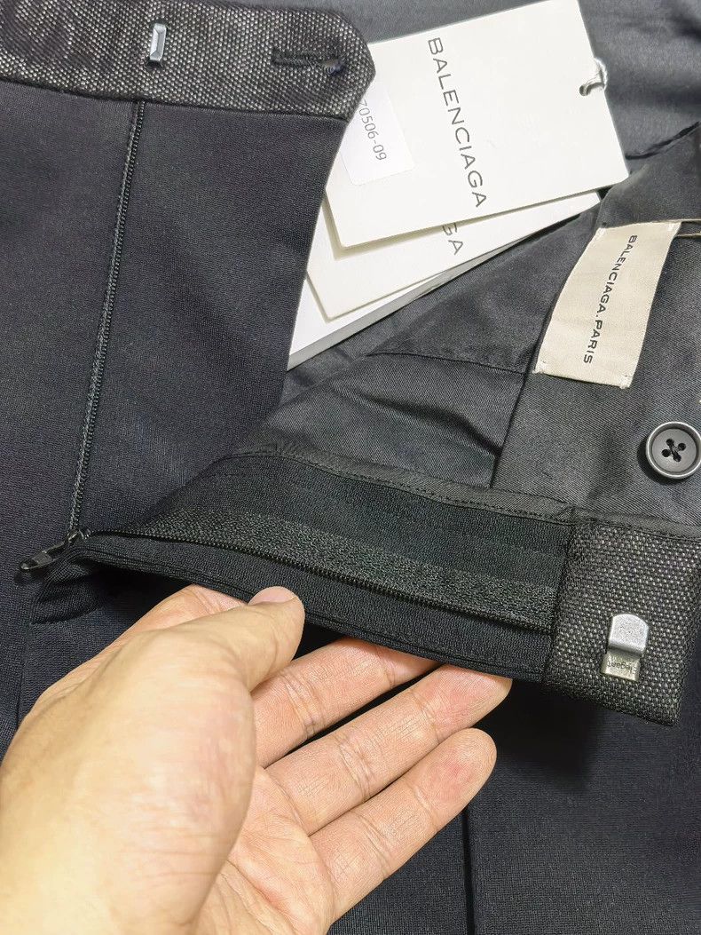 Balenciaga Balenciaga Black Slim Fit Casual Pants- dmc Size US 31 - 4 Thumbnail