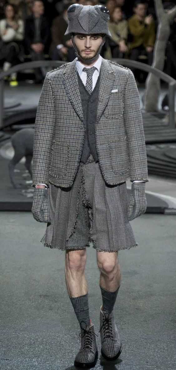 Thom Browne Thom Browne Distressed Convertible Skirt Pants- dmc Size US 30 / EU 46 - 8 Thumbnail