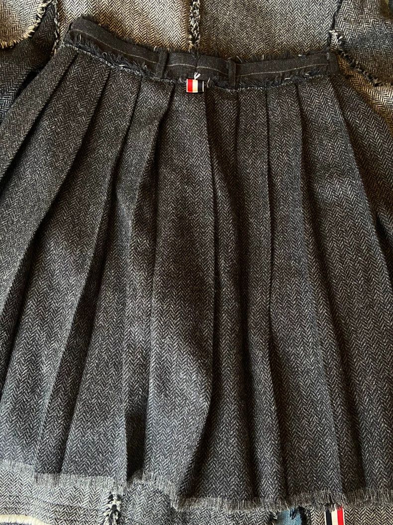Thom Browne Thom Browne Distressed Convertible Skirt Pants- dmc Size US 30 / EU 46 - 2 Thumbnail