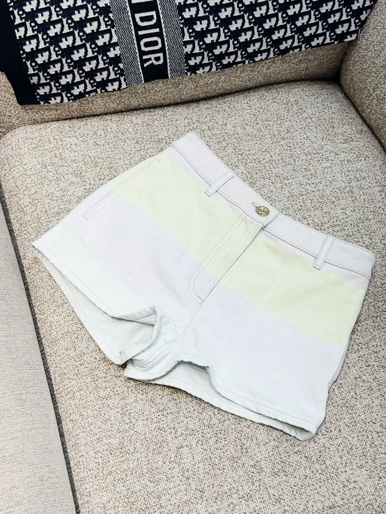 Chanel Chanel 24M Coco Beach Denim Shorts- dmc Size US 30 / EU 46 - 2 Thumbnail