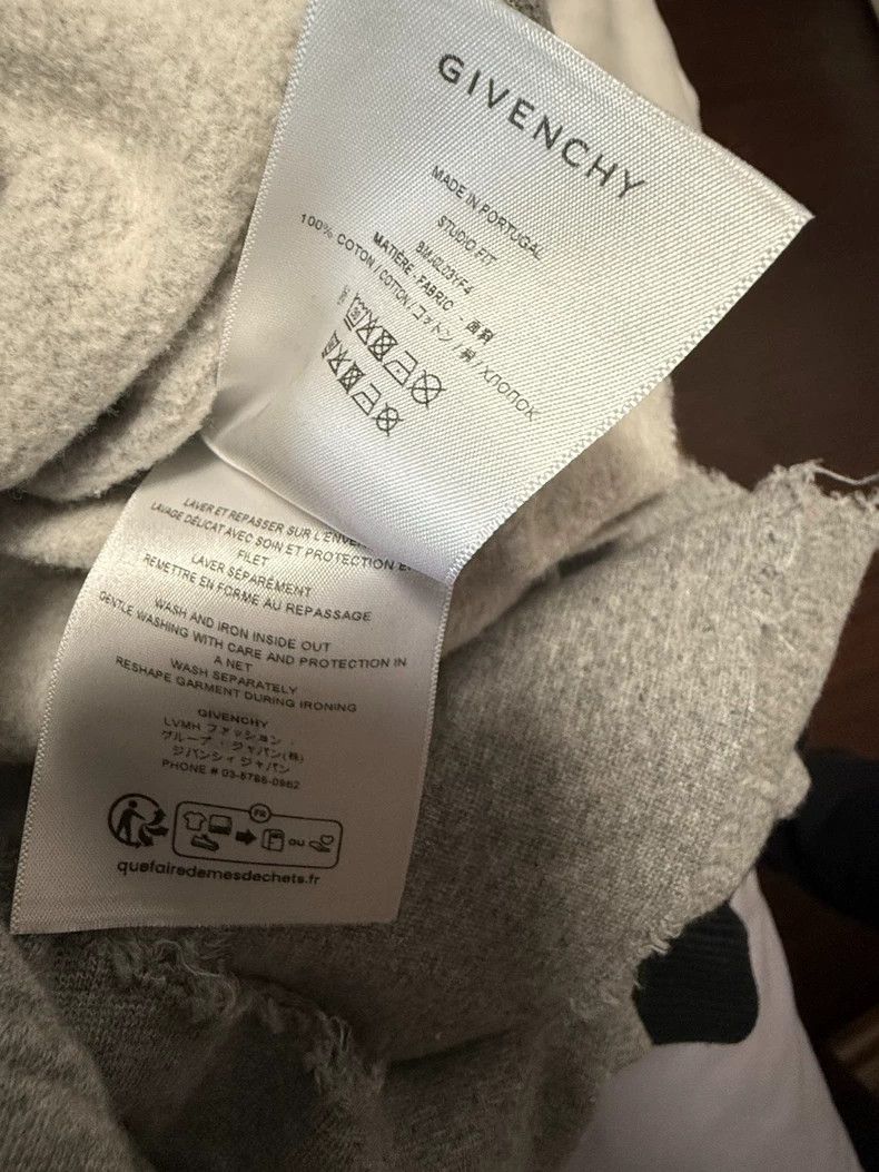 Givenchy Givenchy Gray Distressed Hoodie - dmc Size US XL / EU 56 / 4 - 7 Thumbnail