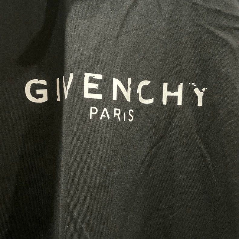 Givenchy Givenchy Distressed Letter Short Sleeve T-shirt - dmc Size US M / EU 48-50 / 2 - 5 Thumbnail