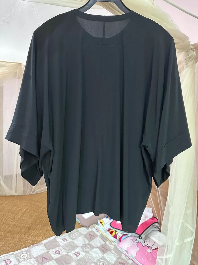 Givenchy Givenchy Silk Button-Up Shirt - dmc Size US M / EU 48-50 / 2 - 2 Thumbnail