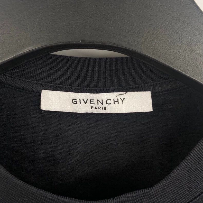 Givenchy Givenchy Distressed Logo Short Sleeve Tee - dmc Size US XS / EU 42 / 0 - 3 Thumbnail