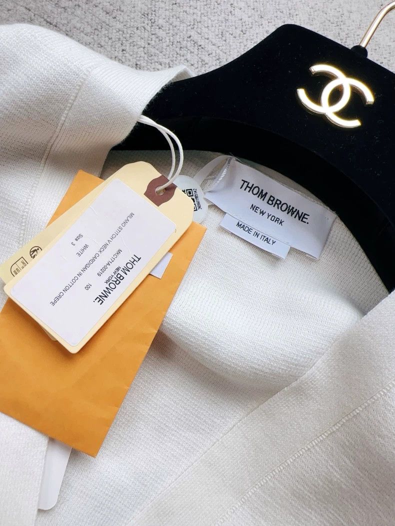 Thom Browne ThomBrowne White Striped Cardigan Sweater - dmc Size US M / EU 48-50 / 2 - 7 Thumbnail