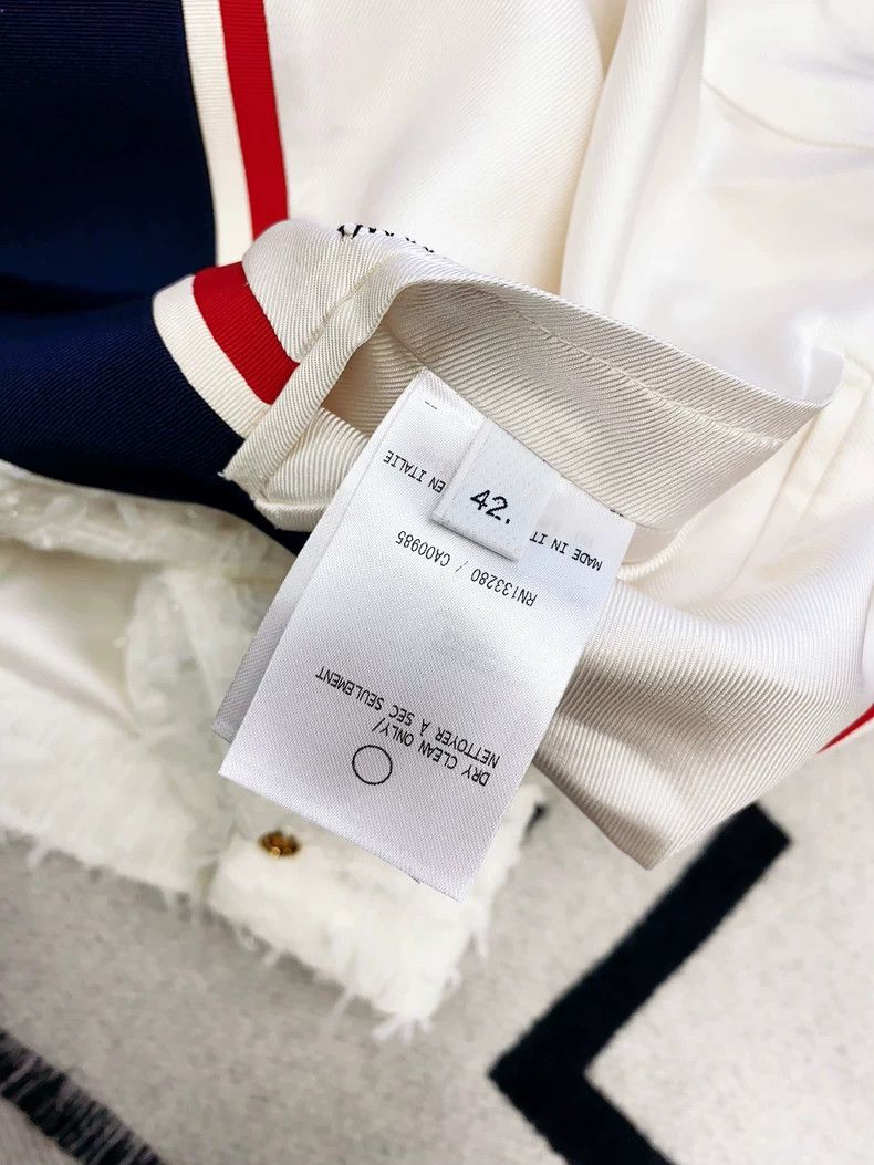 Thom Browne Thom Browne White Tweed Stripe Coat - dmc Size US M / EU 48-50 / 2 - 5 Thumbnail