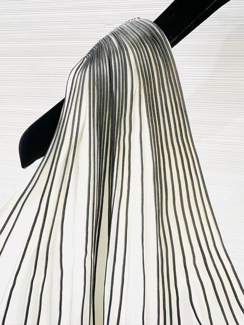 Chanel Chanel 24s Asymmetric Pleated Silk Top - dmc Size US M / EU 48-50 / 2 - 3 Thumbnail