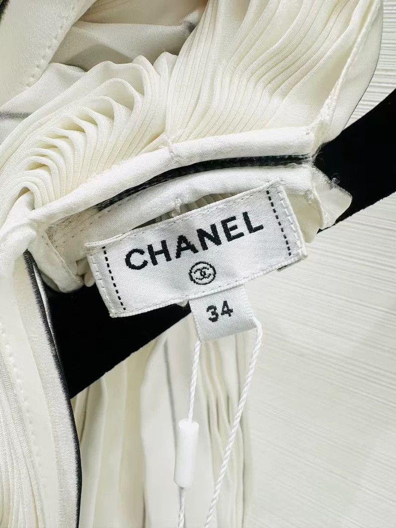 Chanel Chanel 24s Asymmetric Pleated Silk Top - dmc Size US M / EU 48-50 / 2 - 2 Thumbnail