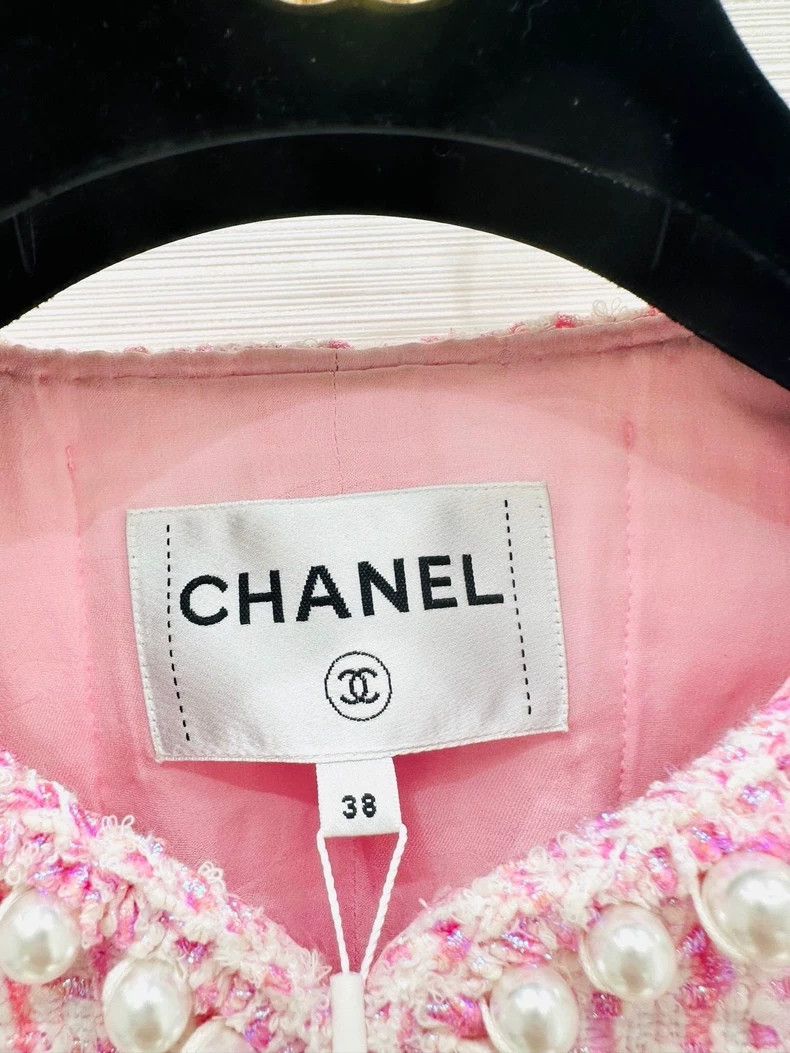 Chanel Chanel Pink Tweed Pearl Trim Jacket - dmc Size US M / EU 48-50 / 2 - 2 Thumbnail
