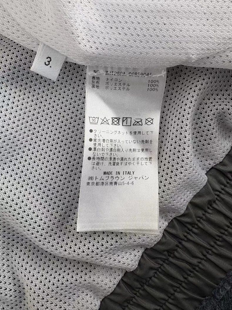 Thom Browne Thom Browne Gray Striped Nylon Jacket - dmc Size US L / EU 52-54 / 3 - 7 Thumbnail