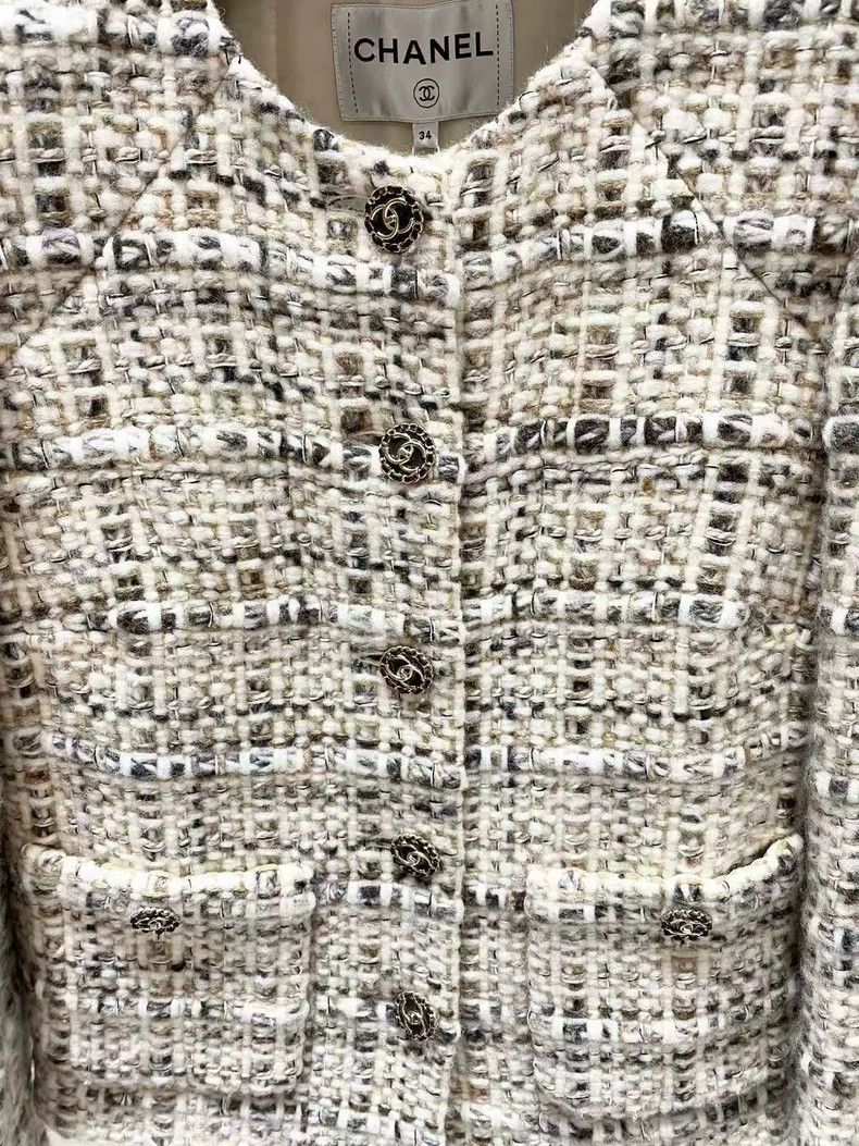 Chanel Chanel White Tweed Forest Series Jacket - dmc Size US M / EU 48-50 / 2 - 3 Thumbnail