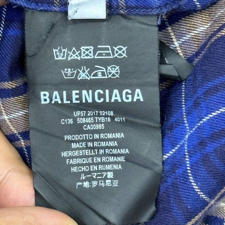 Balenciaga Balenciaga Checkered Back Logo Shirt - dmc Size US M / EU 48-50 / 2 - 5 Thumbnail