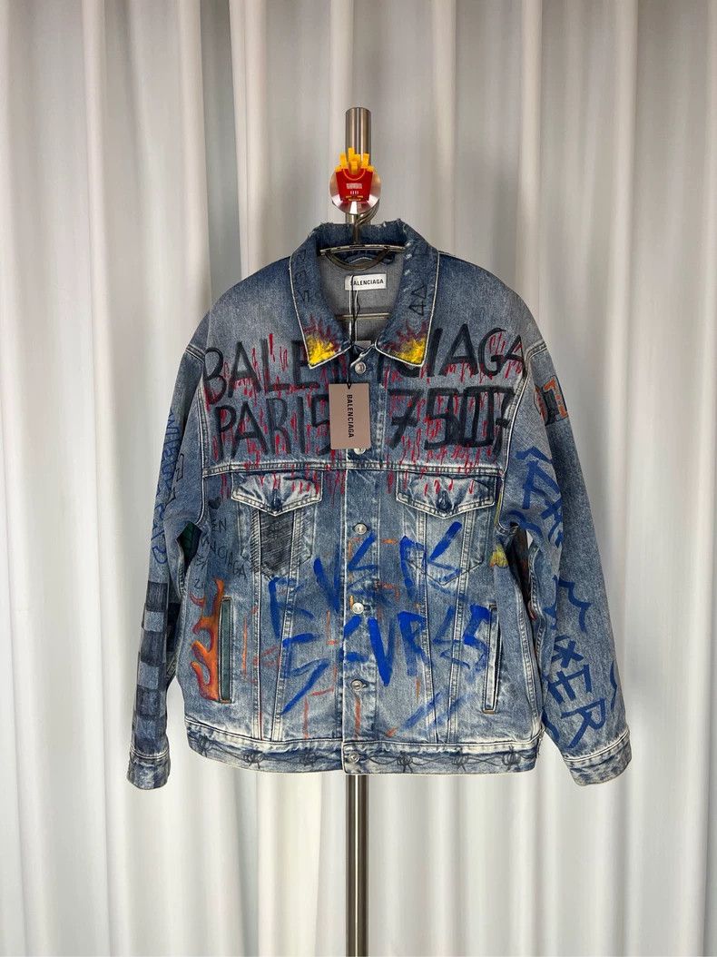 Balenciaga Balenciaga Graffiti Denim Jacket - dmc Size US M / EU 48-50 / 2 - 2 Thumbnail