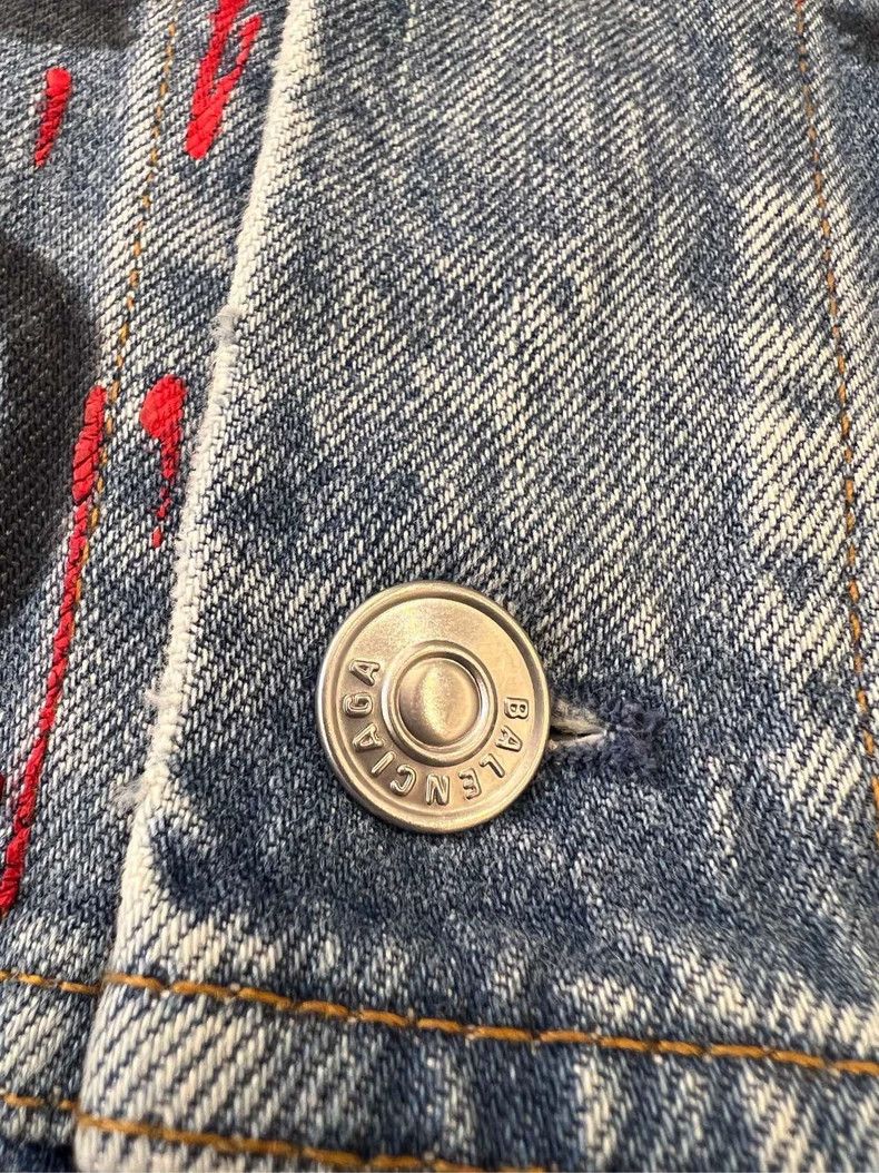 Balenciaga Balenciaga Graffiti Denim Jacket - dmc Size US M / EU 48-50 / 2 - 5 Thumbnail