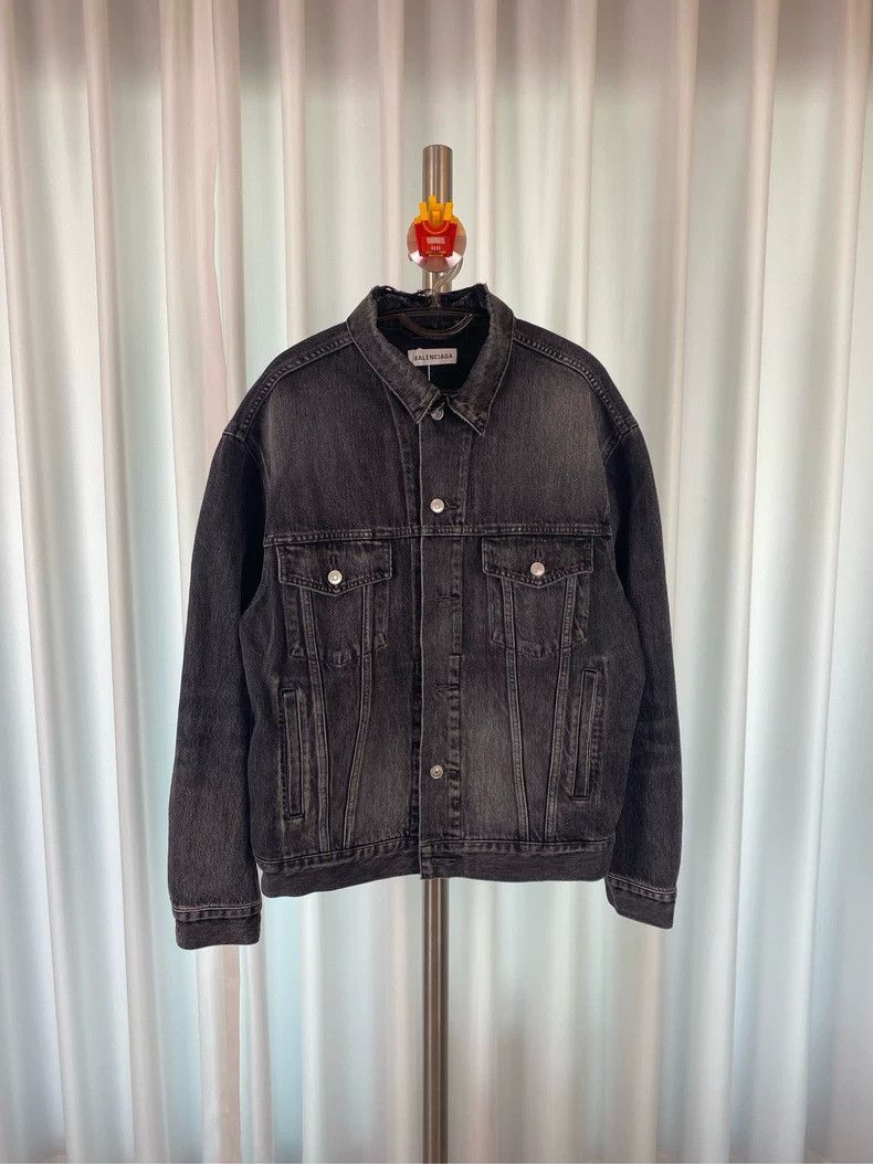 Balenciaga Balenciaga Black Denim Jacket with Big Logo - dmc Size US M / EU 48-50 / 2 - 2 Thumbnail