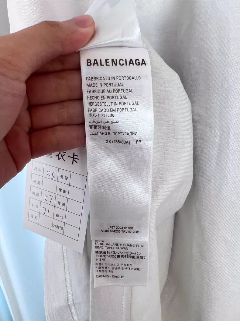 Balenciaga Balenciaga x Under Armour White Short Sleeve - dmc Size US XS / EU 42 / 0 - 7 Thumbnail