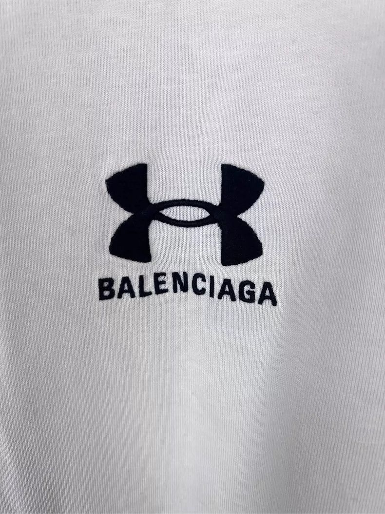 Balenciaga Balenciaga x Under Armour White Short Sleeve - dmc Size US XS / EU 42 / 0 - 4 Thumbnail