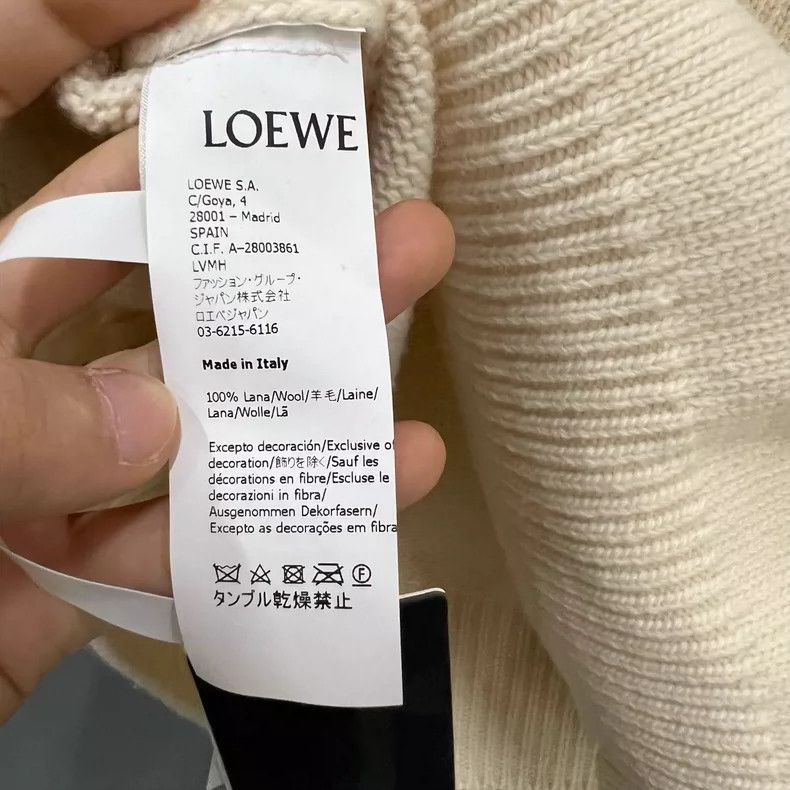 Loewe LOEWE Crystal Embroidered Logo Knit Sweater - dmc Size US XS / EU 42 / 0 - 5 Thumbnail