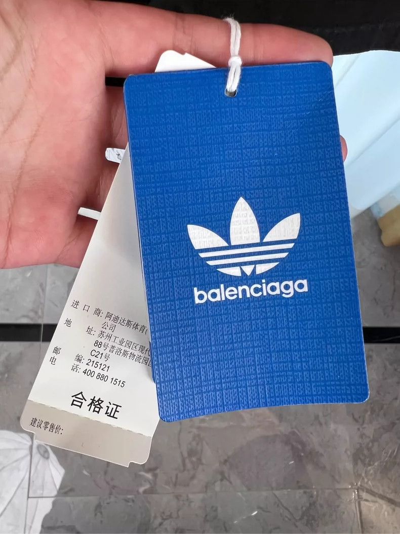 Balenciaga Balenciaga x Adidas Black Red Tee - dmc Size US XXS / EU 40 - 5 Thumbnail
