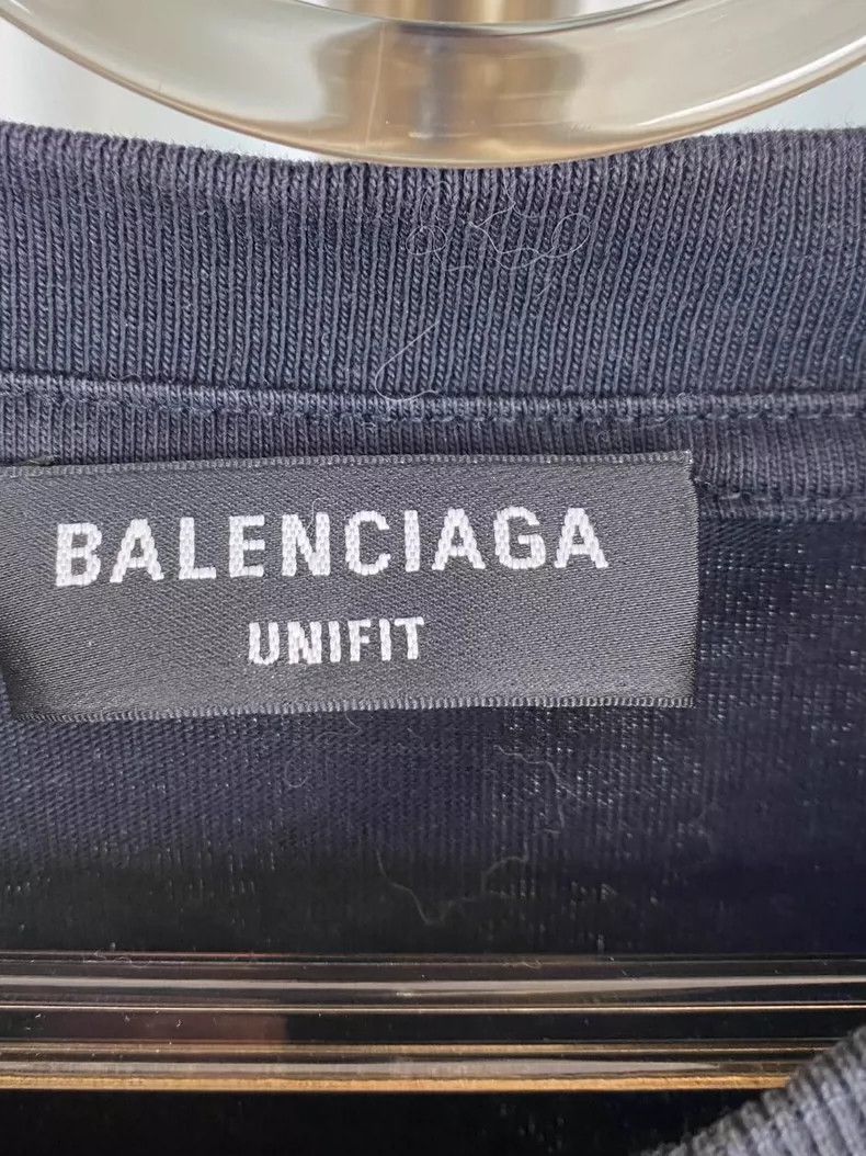Balenciaga Balenciaga Paris Distressed Logo Short Sleeve - dmc Size US L / EU 52-54 / 3 - 3 Thumbnail